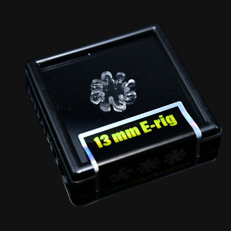 Black-Market-Glass-Quartz-Flake---13mm-8-Blades--121031-box