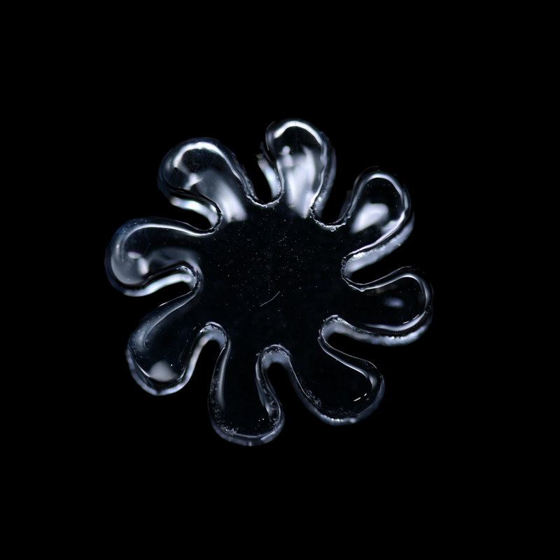 Black Market Glass Quartz Flake - 13mm/8 Blades