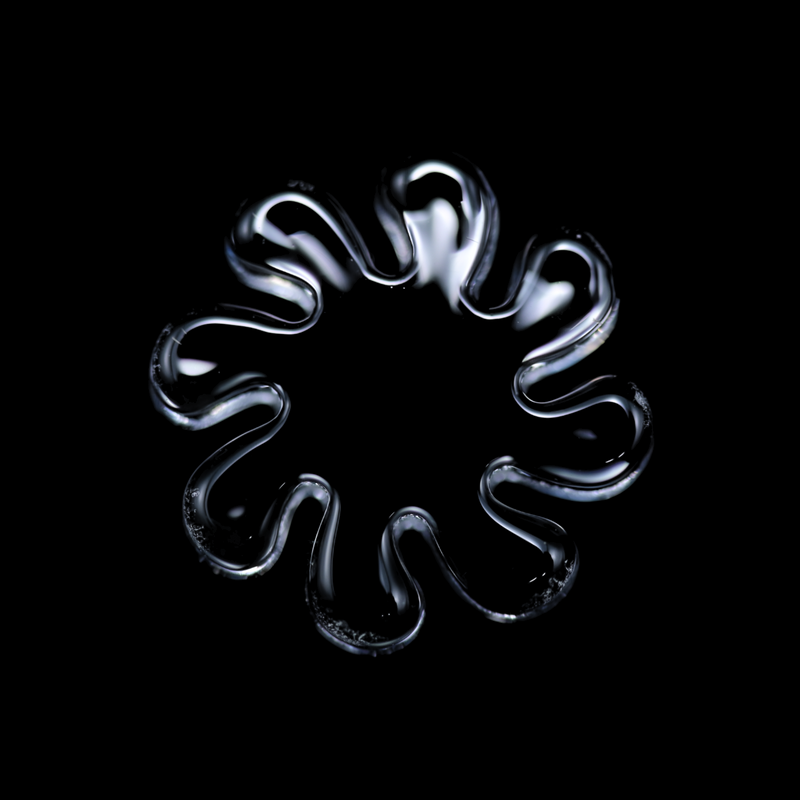 Black Market Glass Quartz Flake - 14mm/8 Blades