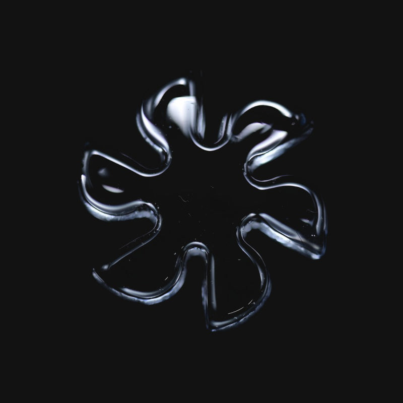 Black-Market-Glass-Quartz-Flake---15mm-6-Blades--121025-box