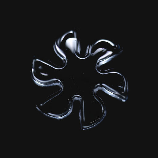 Black-Market-Glass-Quartz-Flake---15mm-6-Blades--121025-box