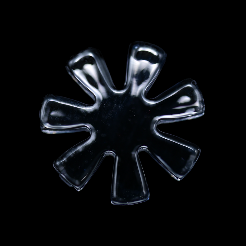 Black Market Glass Quartz Flake - 15mm/7 Blades