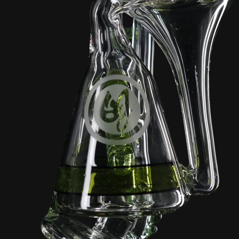 OJ Flame Puffco Peak Beaker Recycler - Sour Apple close up