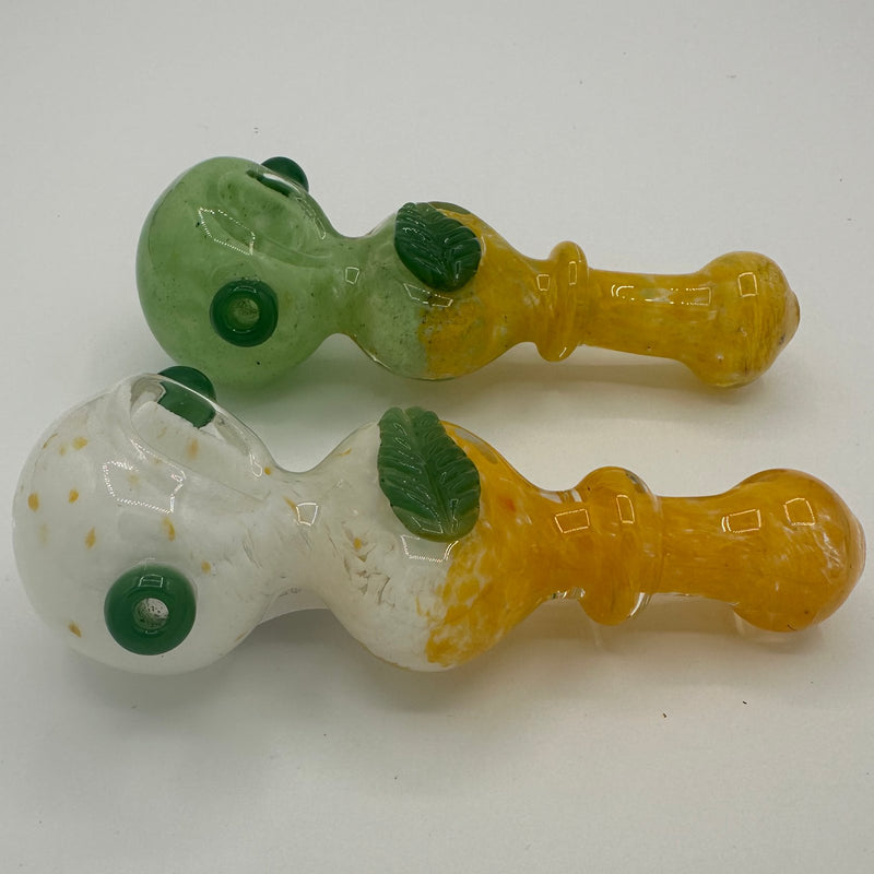 HP-526 4.5" Frist Color Hand Pipe w/ Leaf Decoration