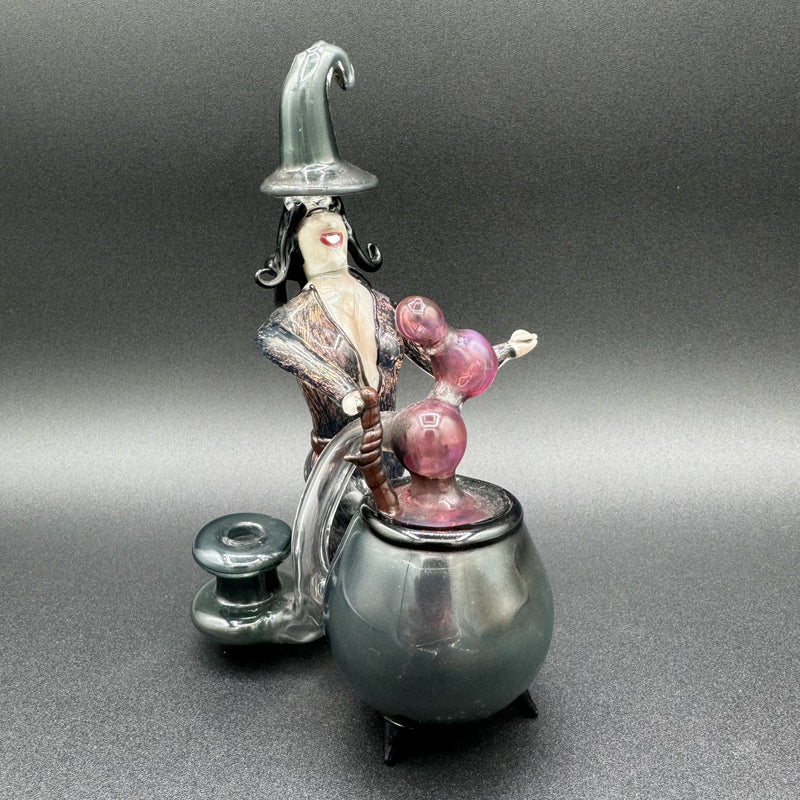 Rich Villa "Witches Get Stoned"