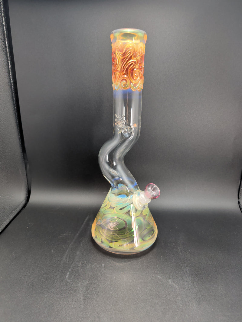Mary Jane 50x5 Gold & Silver Fumed Kink Beaker #2