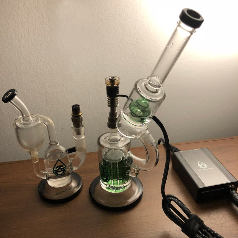 Kromedome glass smart dab rigs and charger on Tabletop