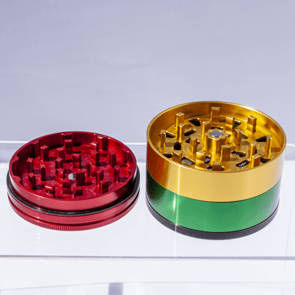 SCS 2 3/4" 4-Piece Grinder - Image 5