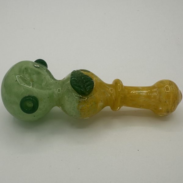HP-526 4.5" Frist Color Hand Pipe w/ Leaf Decoration - Image 2