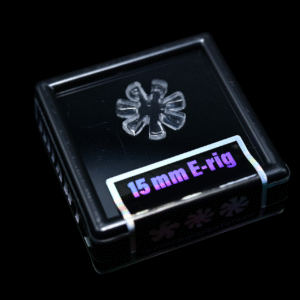 Black Market Glass Quartz Flake - 15mm/7 Blades