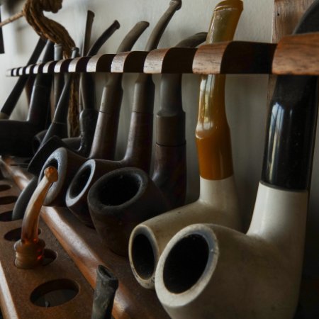 Traditional briar and meerschaum tobacco pipes